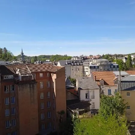 Sanctuaire Lourdes 180 M2 Duplex 5 Chambres 15 Voyageurs 10 Lits Balcon